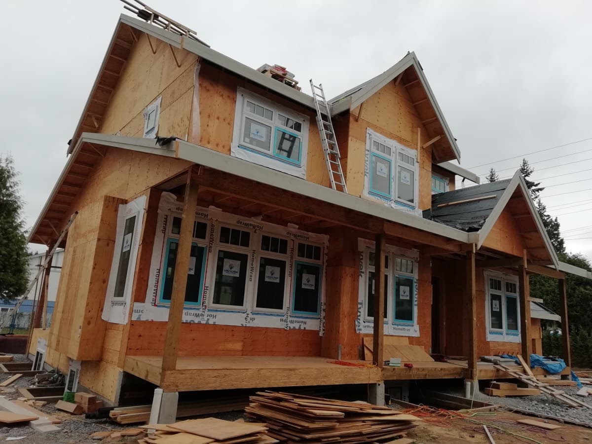 Porter custom home build by Harewood Construction
